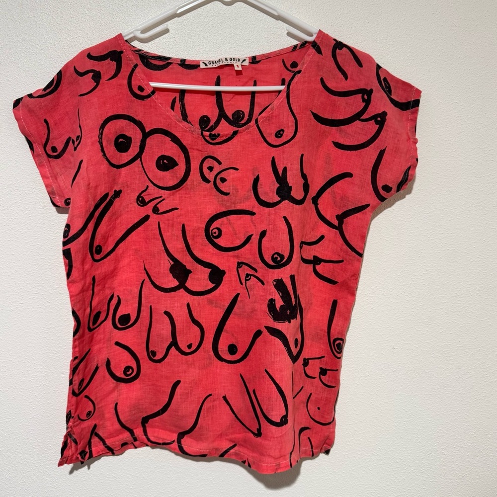 Gravel & Gold Graphic Pink Linen Top